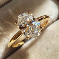 Zircon Gorgeous Shiny Oval Stone Ring For Women Engagement Wedding