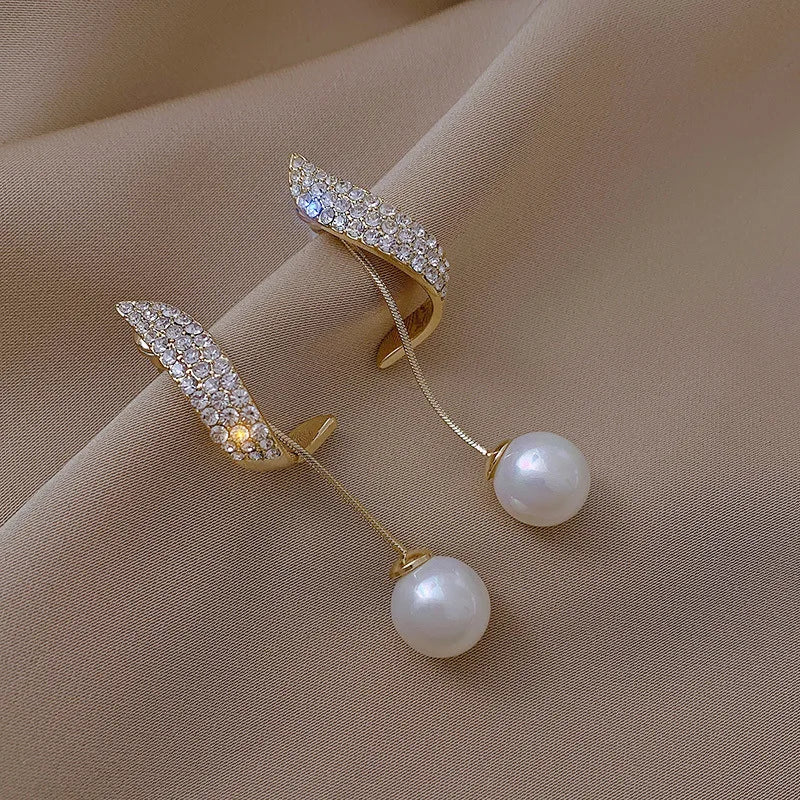 Classic Elegant Imitation Pearl Earrings For Women